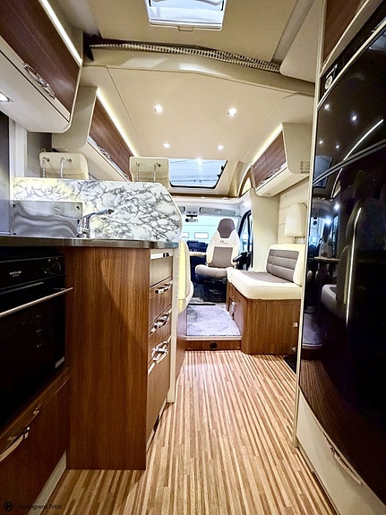 Adria Matrix M 670 SLT 50 Y EDITION 16 of 18