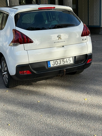 Peugeot 3008 3 of 6