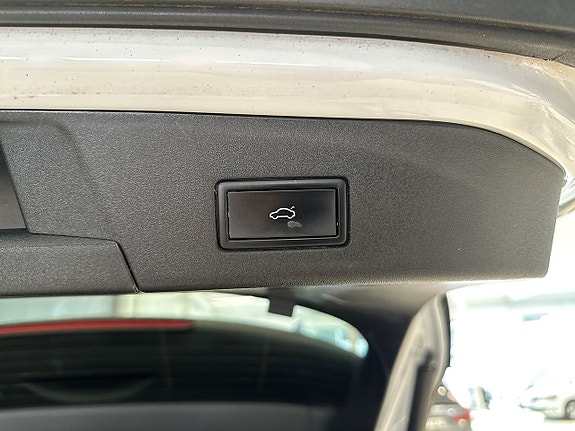 Volkswagen ID.4 GTX 8 of 21