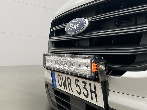 Ford Transit Custom 11 of 30