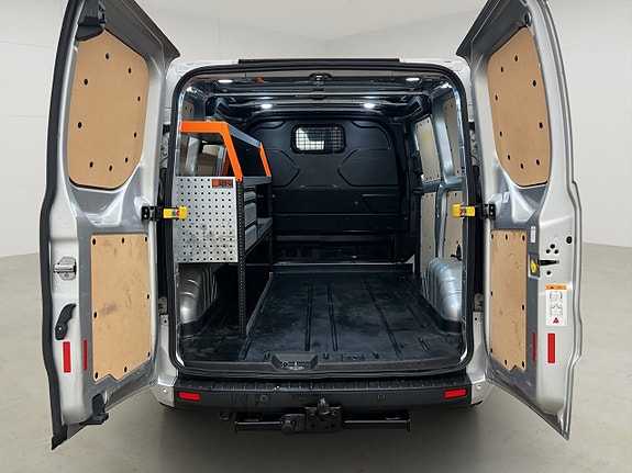 Ford Transit Custom 16 of 30