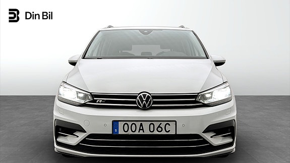 Volkswagen Touran 4 of 21