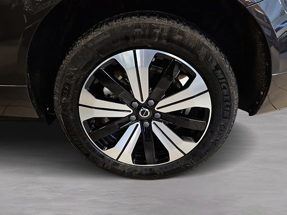 Volvo XC60 12 of 13