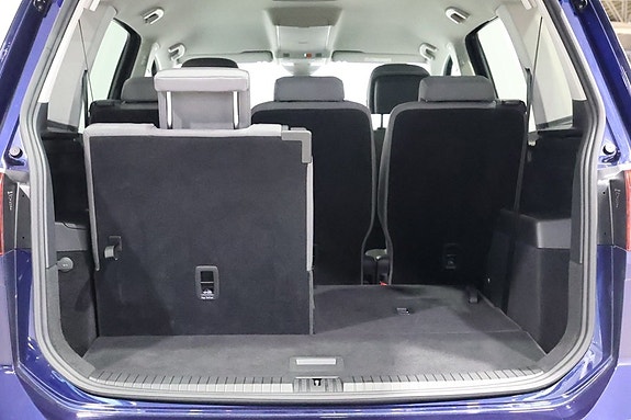 Volkswagen Touran 19 of 23