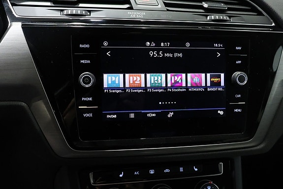 Volkswagen Touran 11 of 23