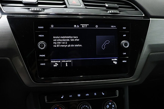 Volkswagen Touran 13 of 23