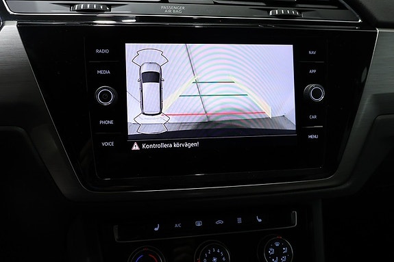 Volkswagen Touran 15 of 23