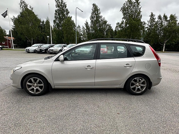 Hyundai i30 3 of 9