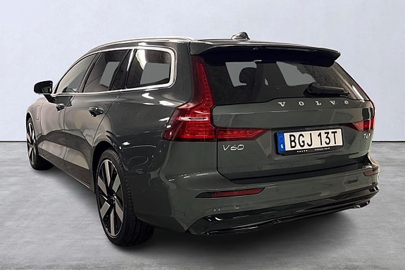 Volvo V60 4 of 22