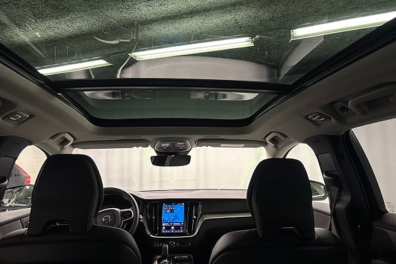 Volvo V60 22 of 22