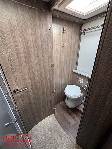 Kabe Travel Master I 860 LGB Långbädd 10 of 12