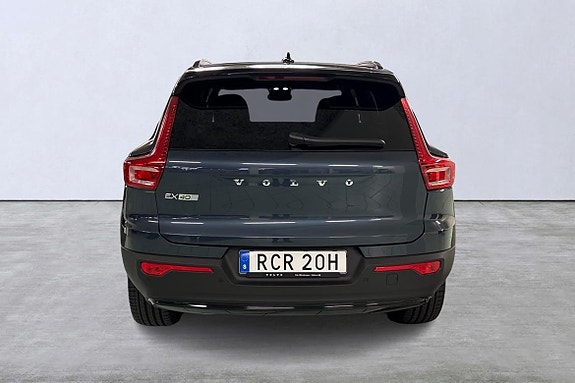 Volvo EX40 5 of 19