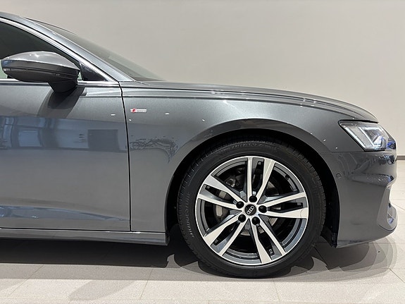 Audi A6 4 of 19