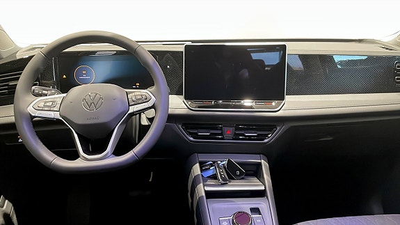 Volkswagen Tiguan 10 of 14