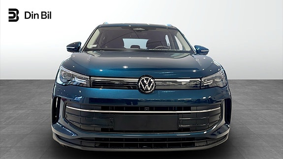 Volkswagen Tiguan 4 of 14