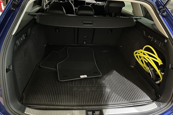Volkswagen Passat 8 of 8
