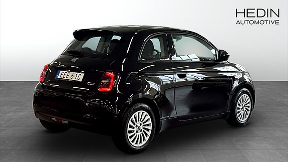Fiat 500e 2 of 9
