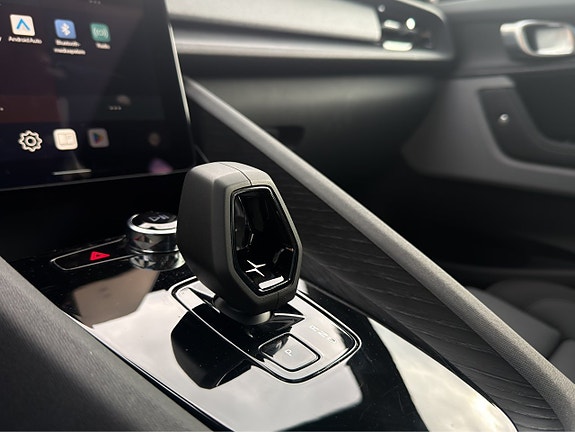 Polestar 2 16 of 17