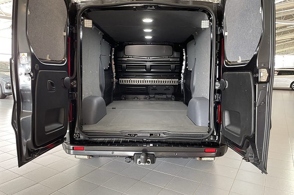 Renault Trafic 10 of 10