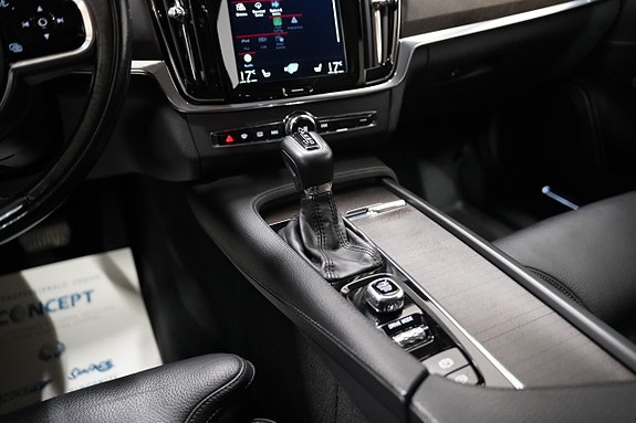 Volvo V90 Cross Country 18 of 25