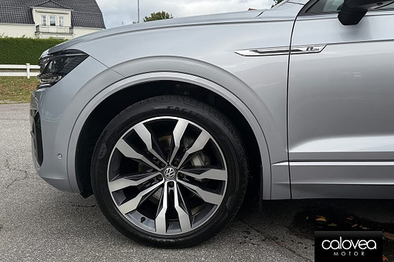 Volkswagen Touareg 8 of 22