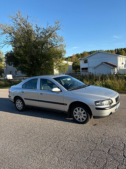 Volvo S60 6 of 9