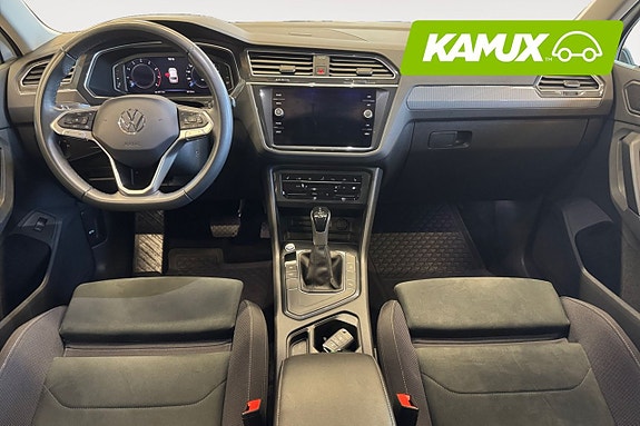 Volkswagen Tiguan 10 of 21