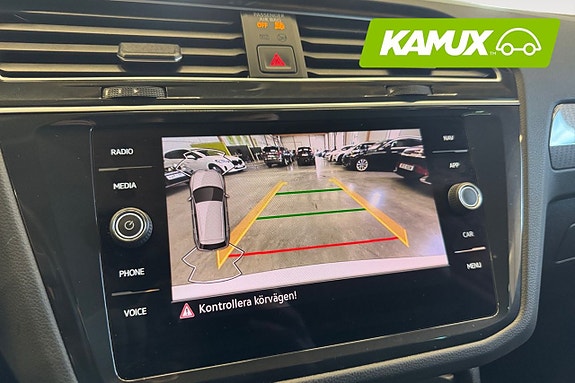 Volkswagen Tiguan 17 of 21