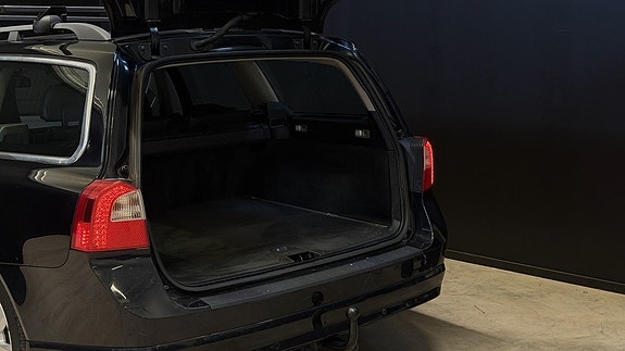 Volvo V70 25 of 25