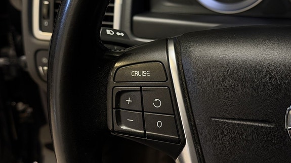 Volvo V70 14 of 25