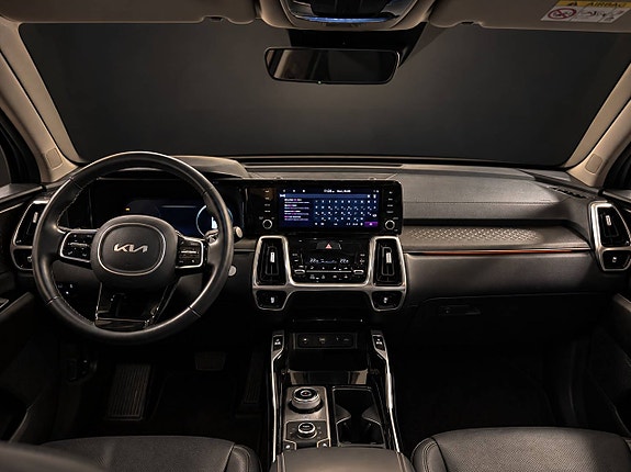 Kia Sorento 4 of 10