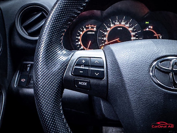 Toyota RAV4 22 of 30