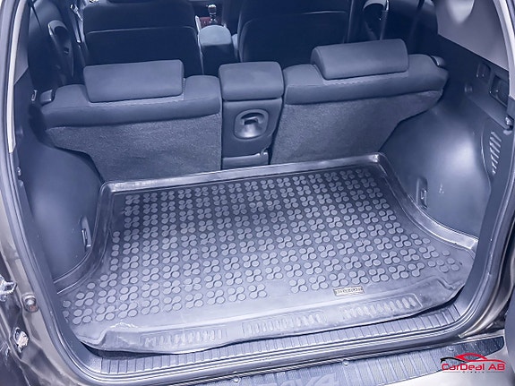 Toyota RAV4 18 of 30