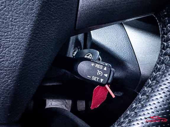 Toyota RAV4 24 of 30
