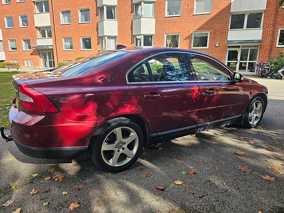 Volvo S80 3 of 6