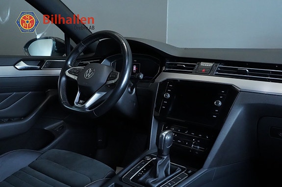 Volkswagen Passat 5 of 26