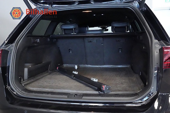 Volkswagen Passat 13 of 26