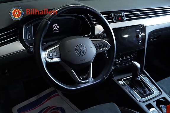 Volkswagen Passat 6 of 26