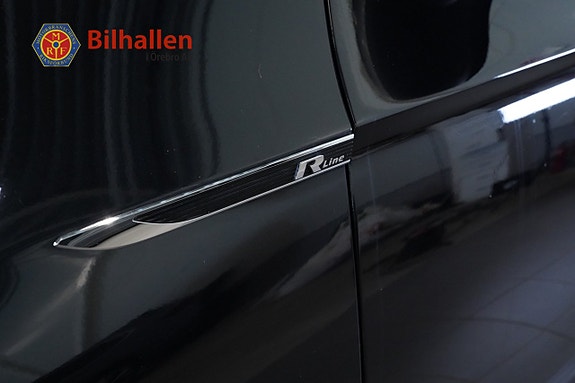 Volkswagen Passat 11 of 26