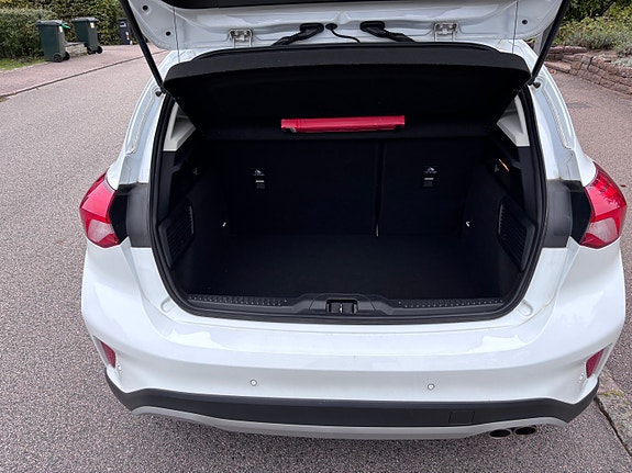 Ford Focus 10 of 12