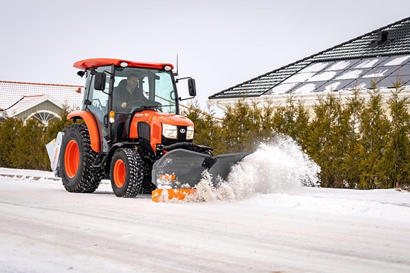 Kubota L2-552 - 14368 3 of 5