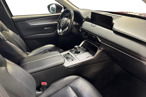 Mazda CX-60 12 of 26