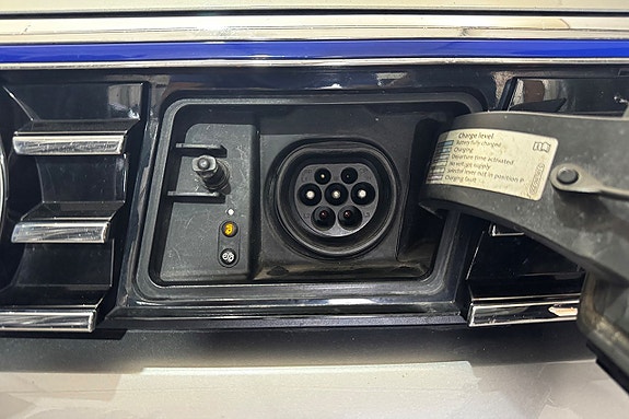 Volkswagen Passat 28 of 28