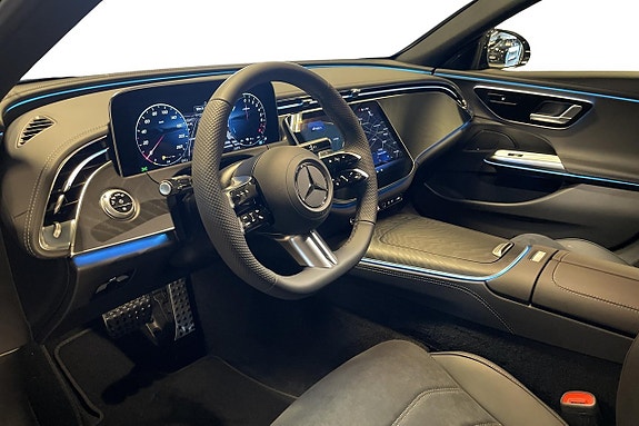 Mercedes-Benz E300 6 of 17