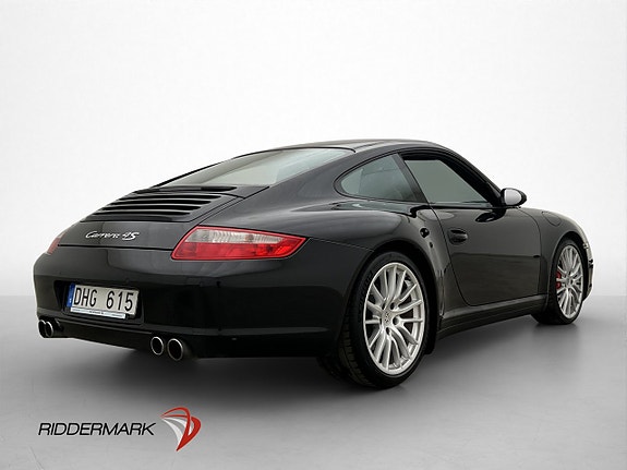 Porsche 911 Carrera 4S 10 of 30