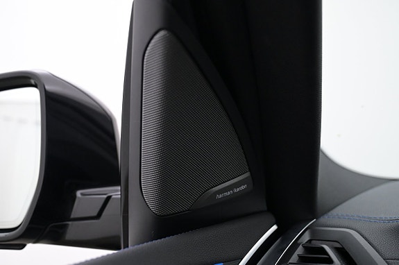 BMW iX3 14 of 27