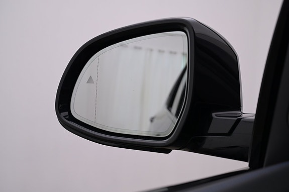 BMW iX3 24 of 27