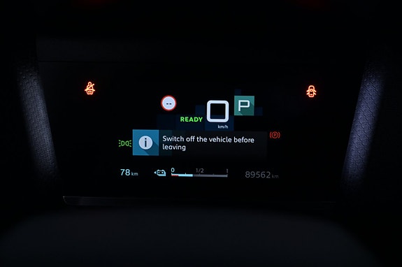 Citroen E-C4 9 of 27