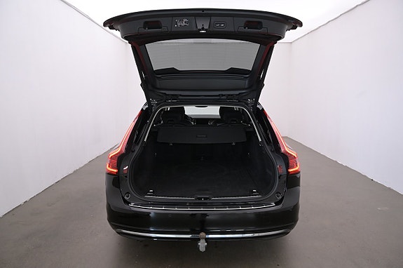 Volvo V90 21 of 27