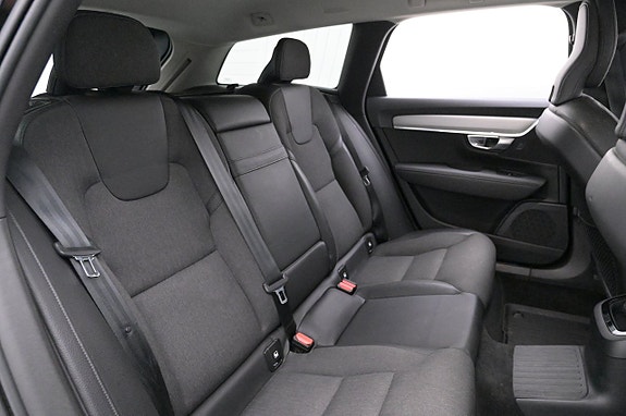 Volvo V90 19 of 27